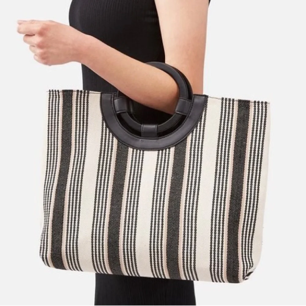 JustFab First Class‎ Getaway Tote